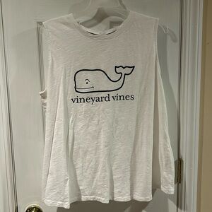 Vineyard Vines sleeveless tee Size XL
